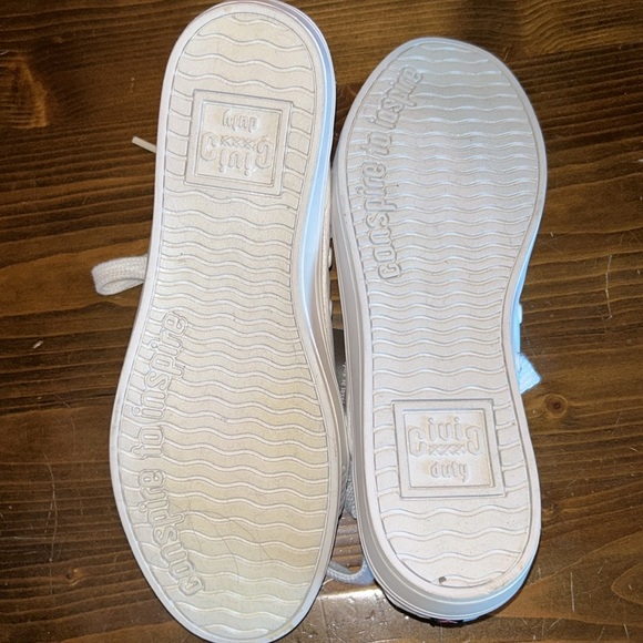 Civic Duty Sneakers - Picture 4 of 7